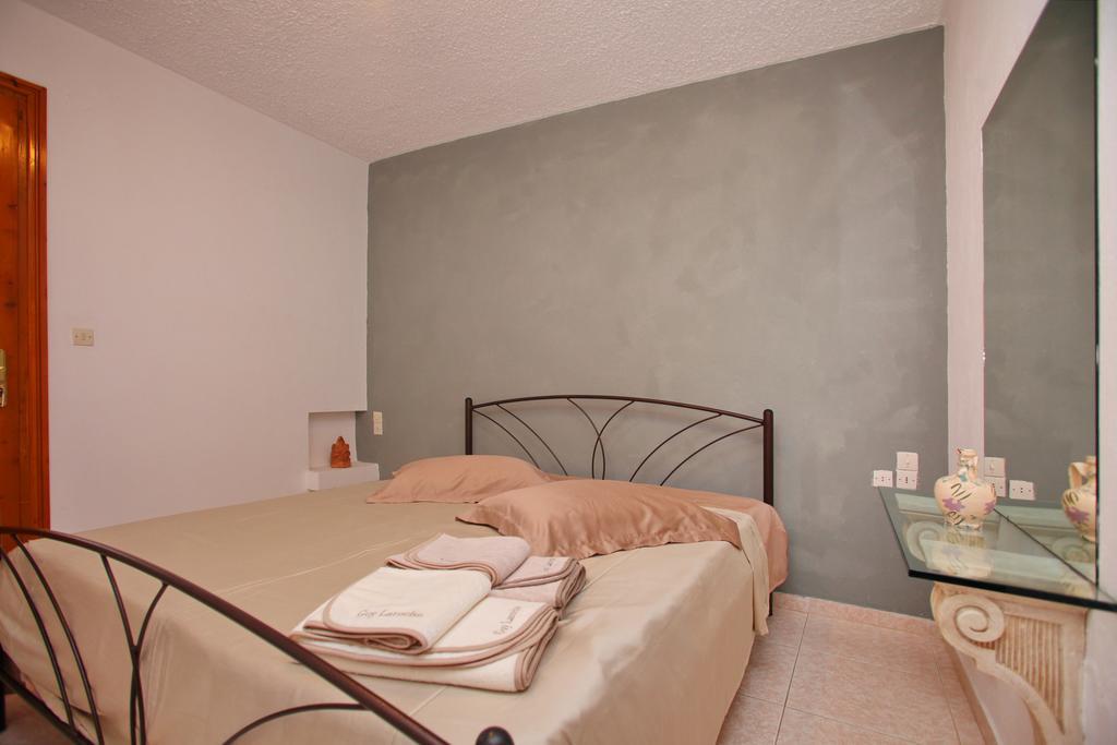 Marlitsis Apartments & Studios Скопелос Екстер'єр фото
