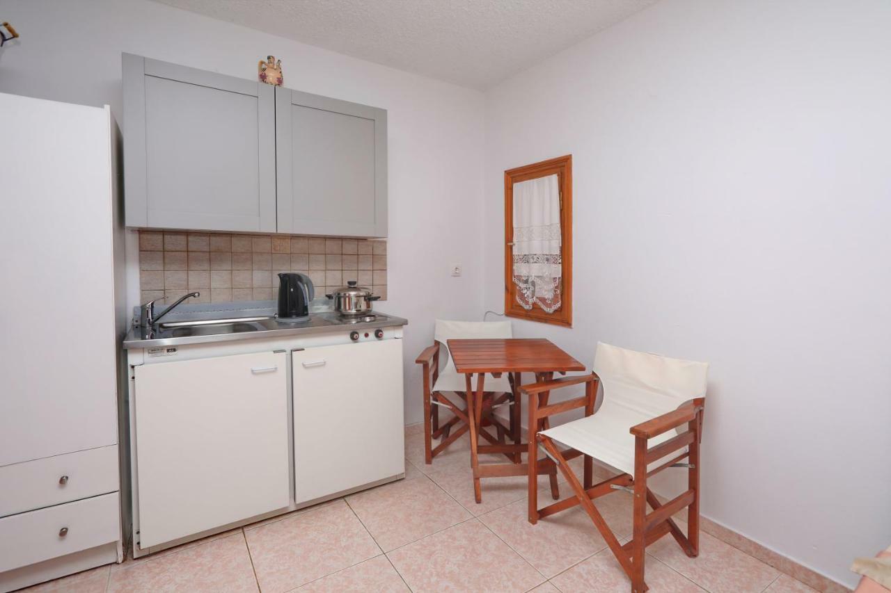 Marlitsis Apartments & Studios Скопелос Екстер'єр фото