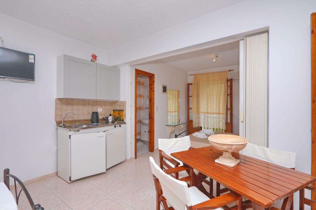 Marlitsis Apartments & Studios Скопелос Екстер'єр фото